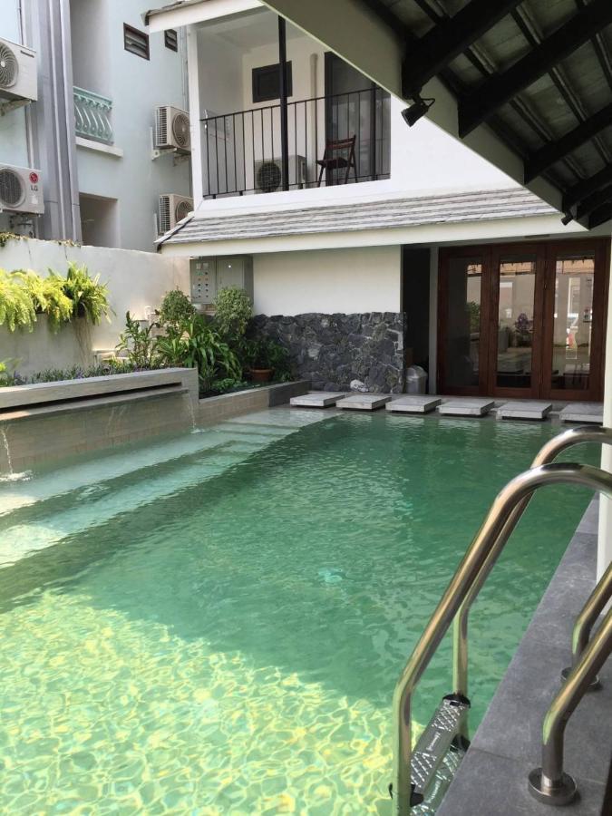 Valentier Cafe And Hotel Chiang Mai Bagian luar foto
